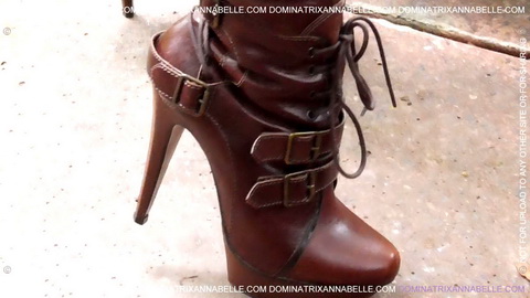 Dominatrix Annabell – Heel, My Stable boy!