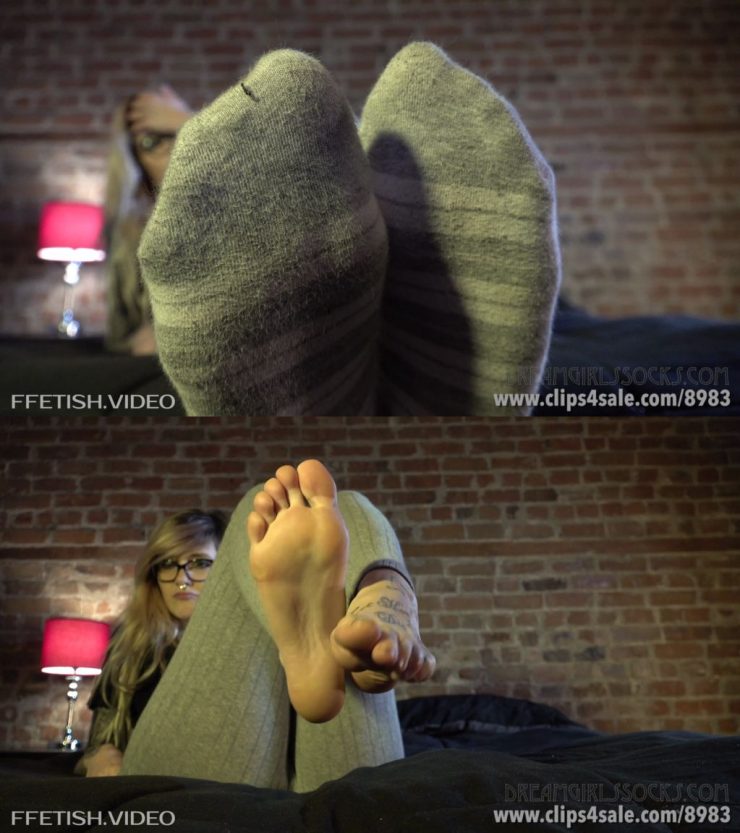 Dreamgirls In Socks – Mikaila’s Sweaty Feet Show – dreamgirls in your face