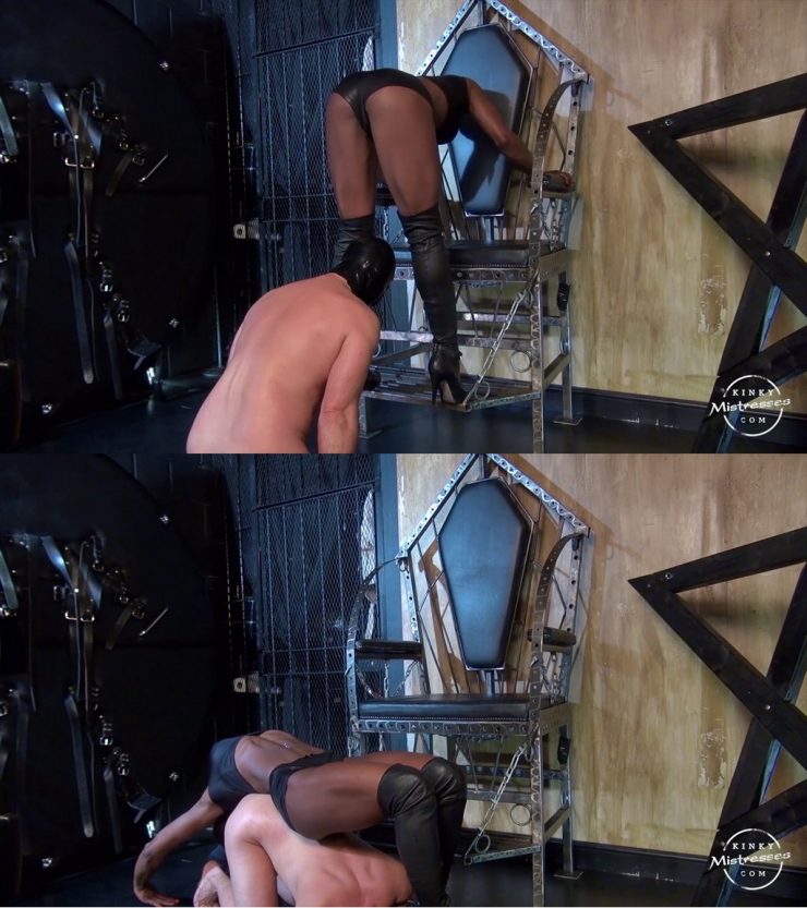 Kinky Mistresses Mistress Kiana: Worship The The Boots Of Mistress Kiana